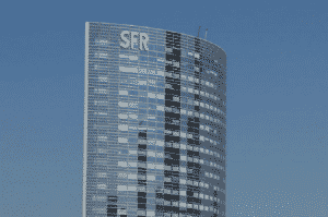 SFR vend Pylônes et crée TowerCo